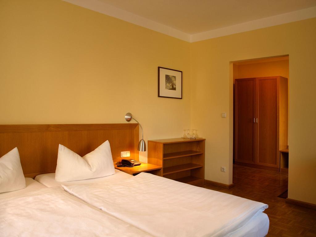 Hotel Dom-Eck Bautzen Kamer foto